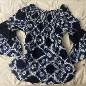 Blue and white floral half sleeve shirt (bell sleeve)